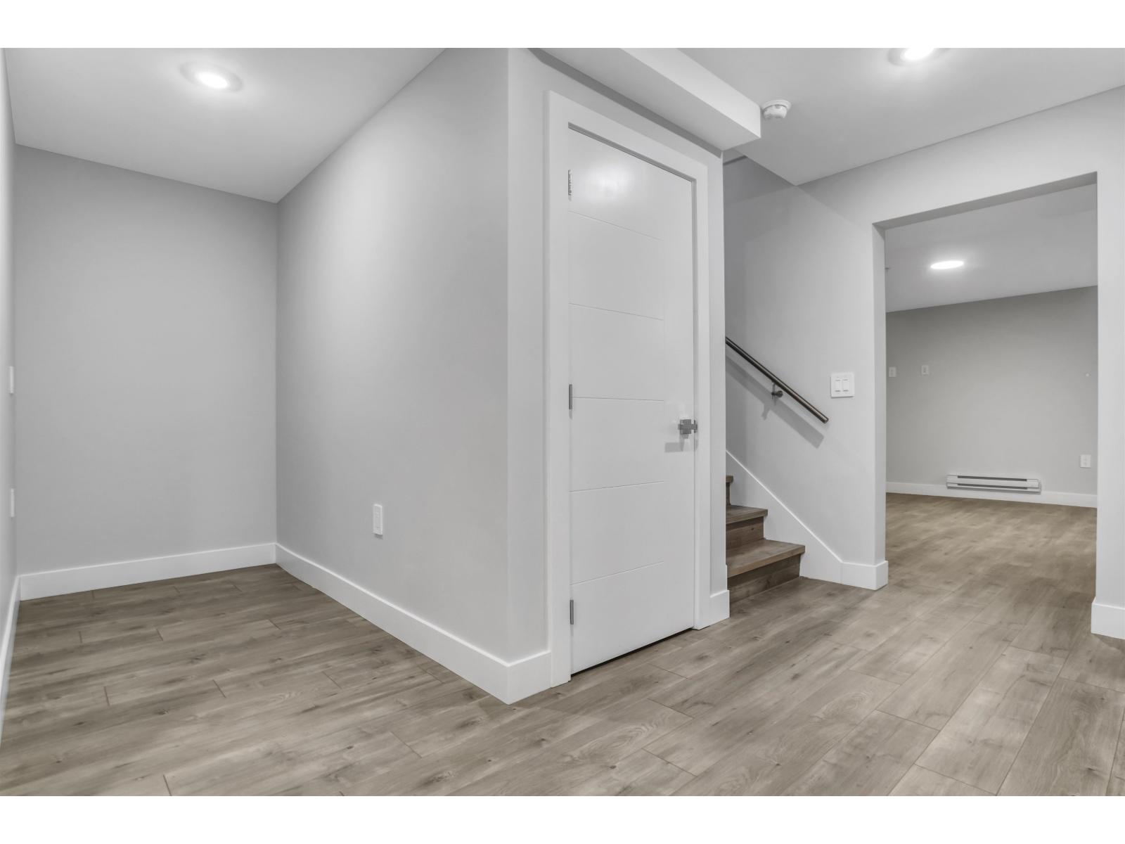 19685 74 Avenue, Langley, British Columbia  V2Y 3G6 - Photo 32 - R3103496