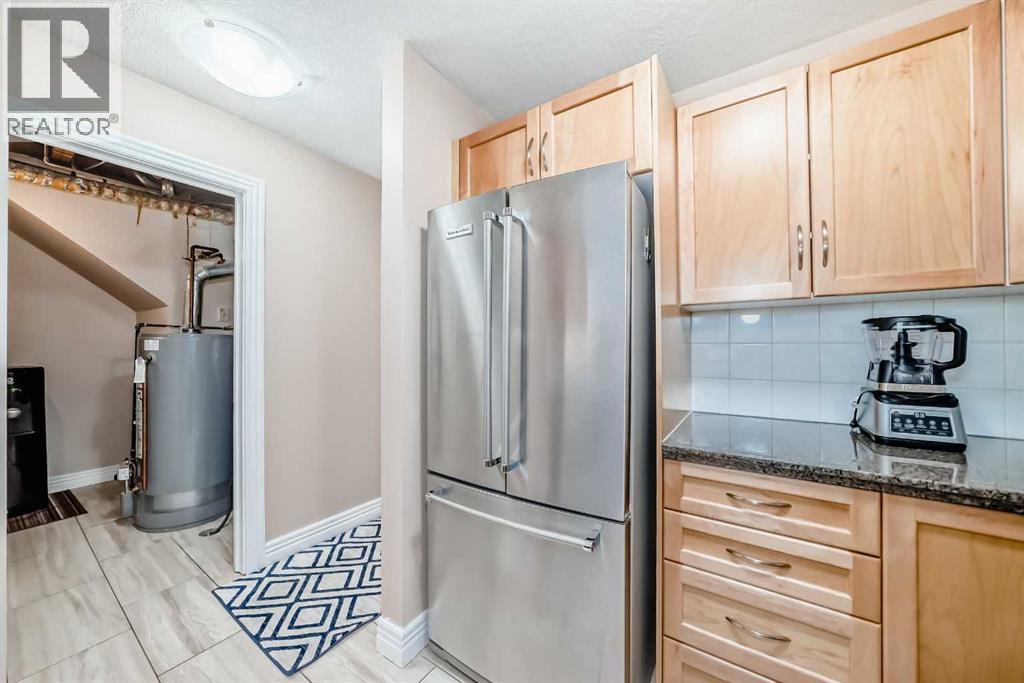 103, 26 Glamis Green Sw, Calgary, Alberta  T3E 6V1 - Photo 13 - A2295598