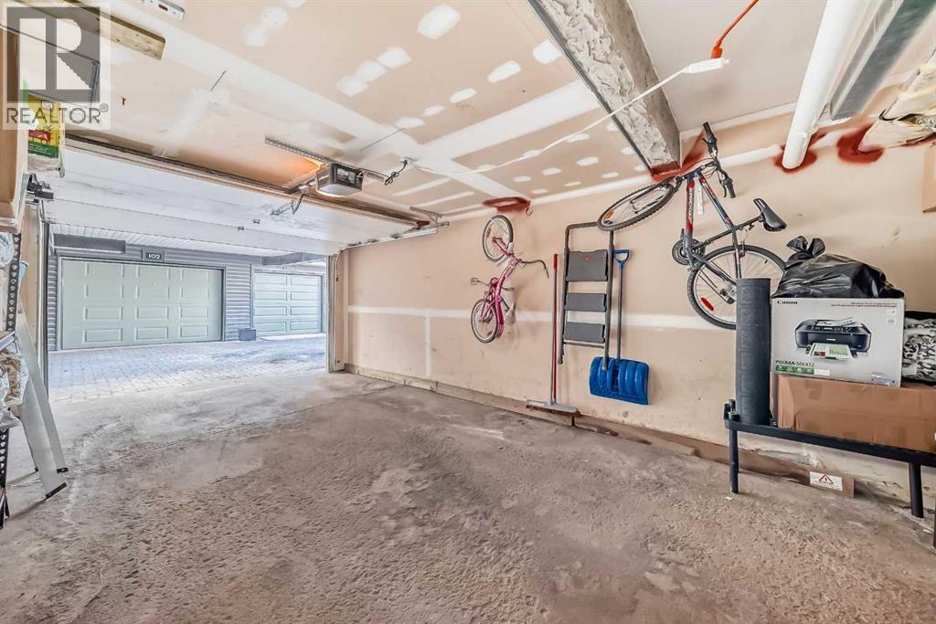 103, 26 Glamis Green Sw, Calgary, Alberta  T3E 6V1 - Photo 41 - A2295598
