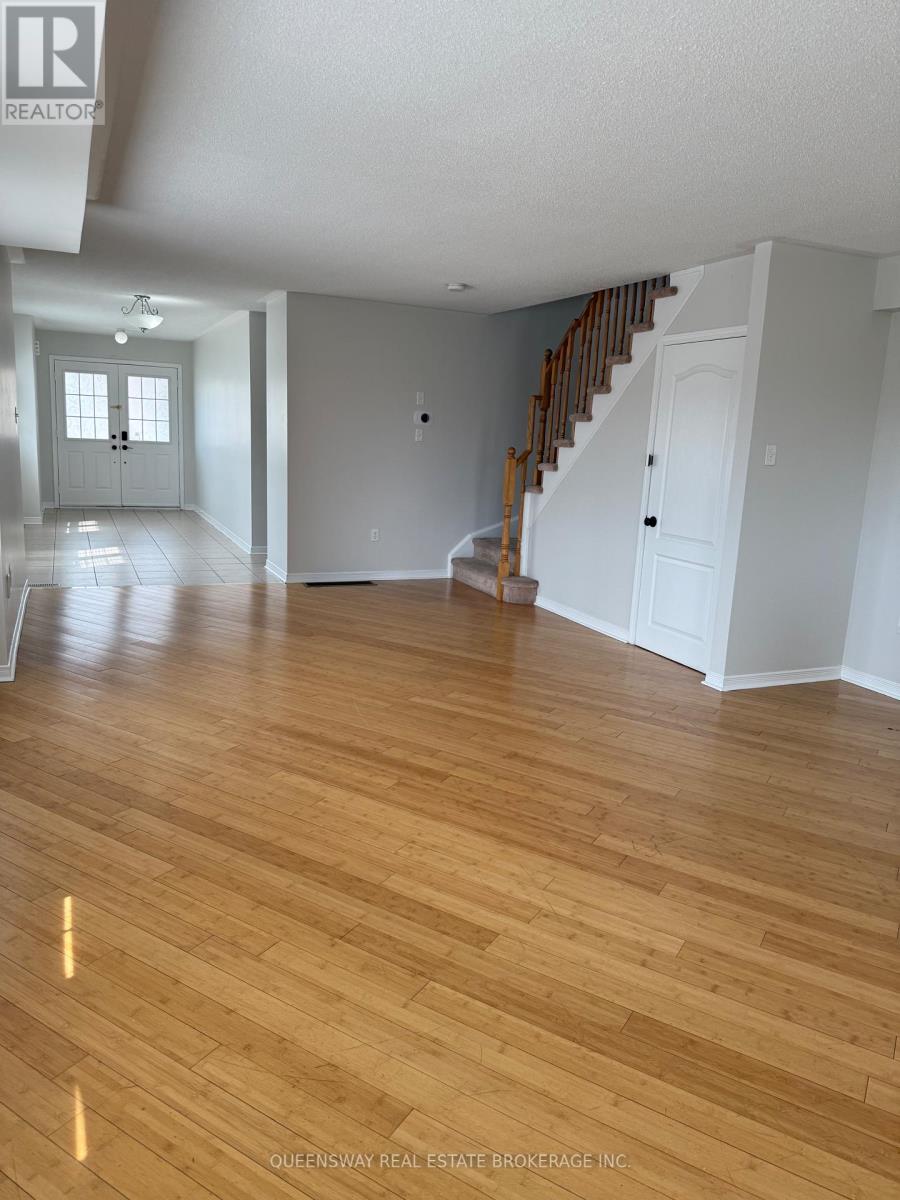 Upper - 514 Candlestick Circle, Mississauga, Ontario  L4Z 0B2 - Photo 10 - W12776940