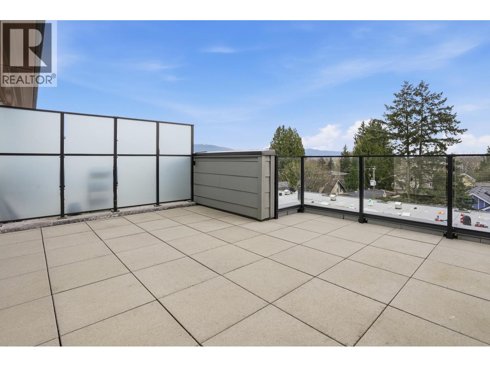 3960 Dumfries Street, Vancouver, British Columbia V5N 0J1 - Photo 18 - R3105106