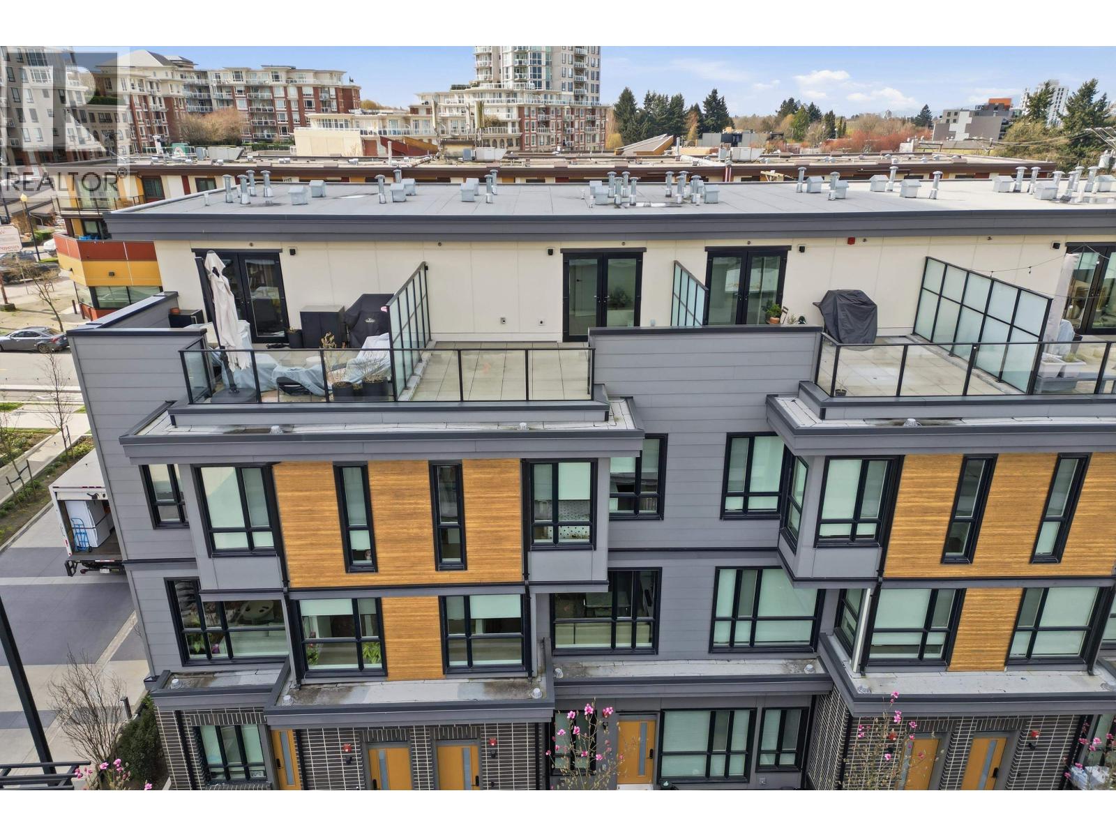 3960 Dumfries Street, Vancouver, British Columbia V5N 0J1 - Photo 35 - R3105106