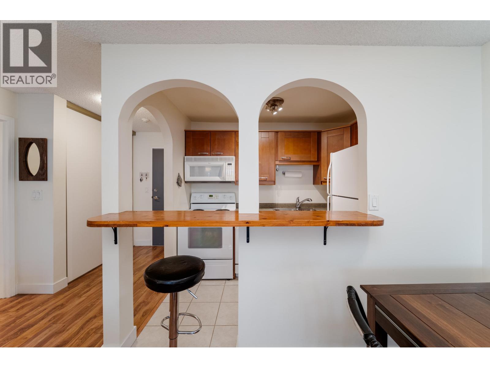 211 423 Agnes Street, New Westminster, British Columbia  V3L 1G2 - Photo 6 - R3105183