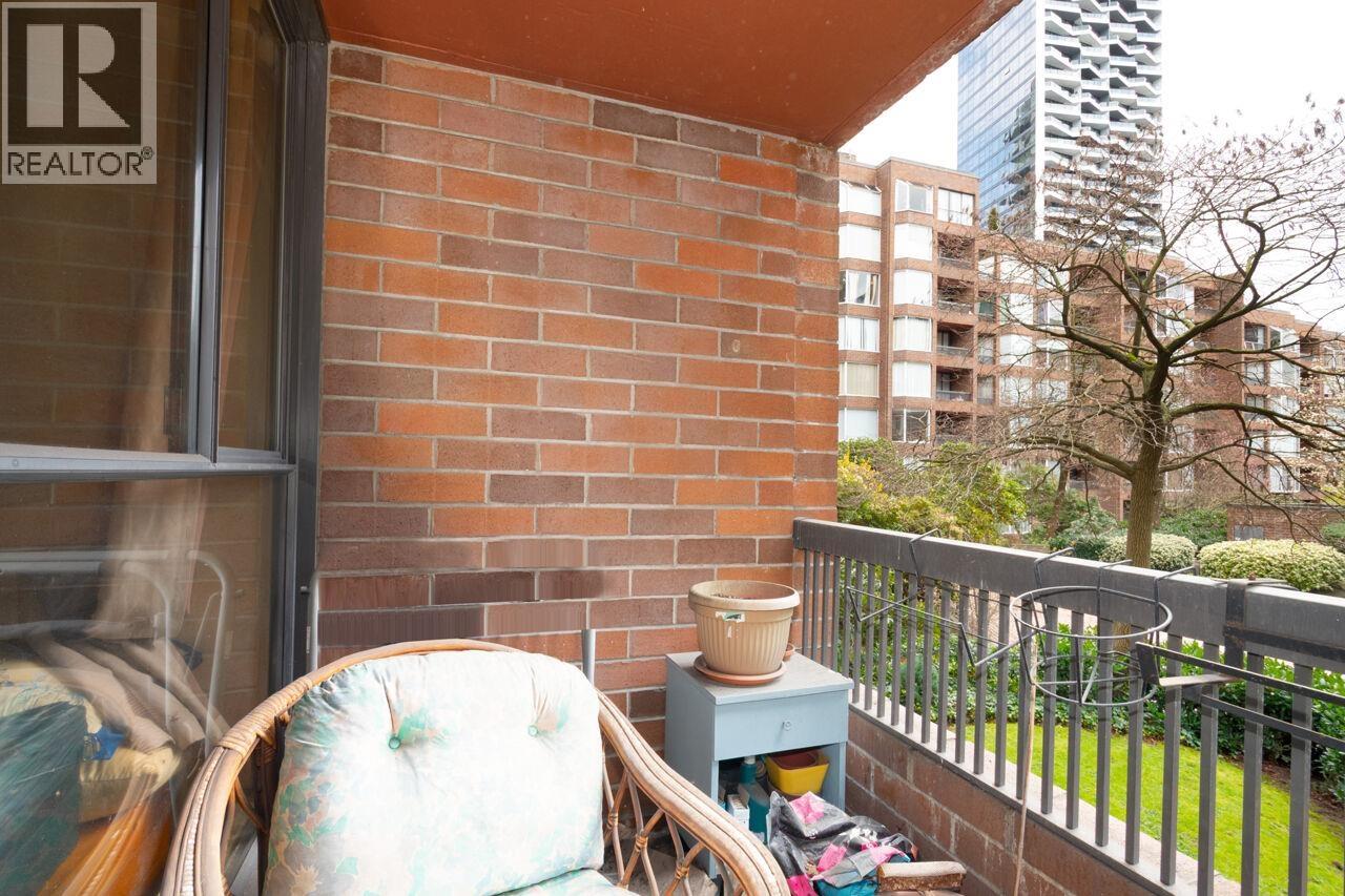 211 950 Drake Street, Vancouver, British Columbia  V6Z 2B9 - Photo 10 - R3105191