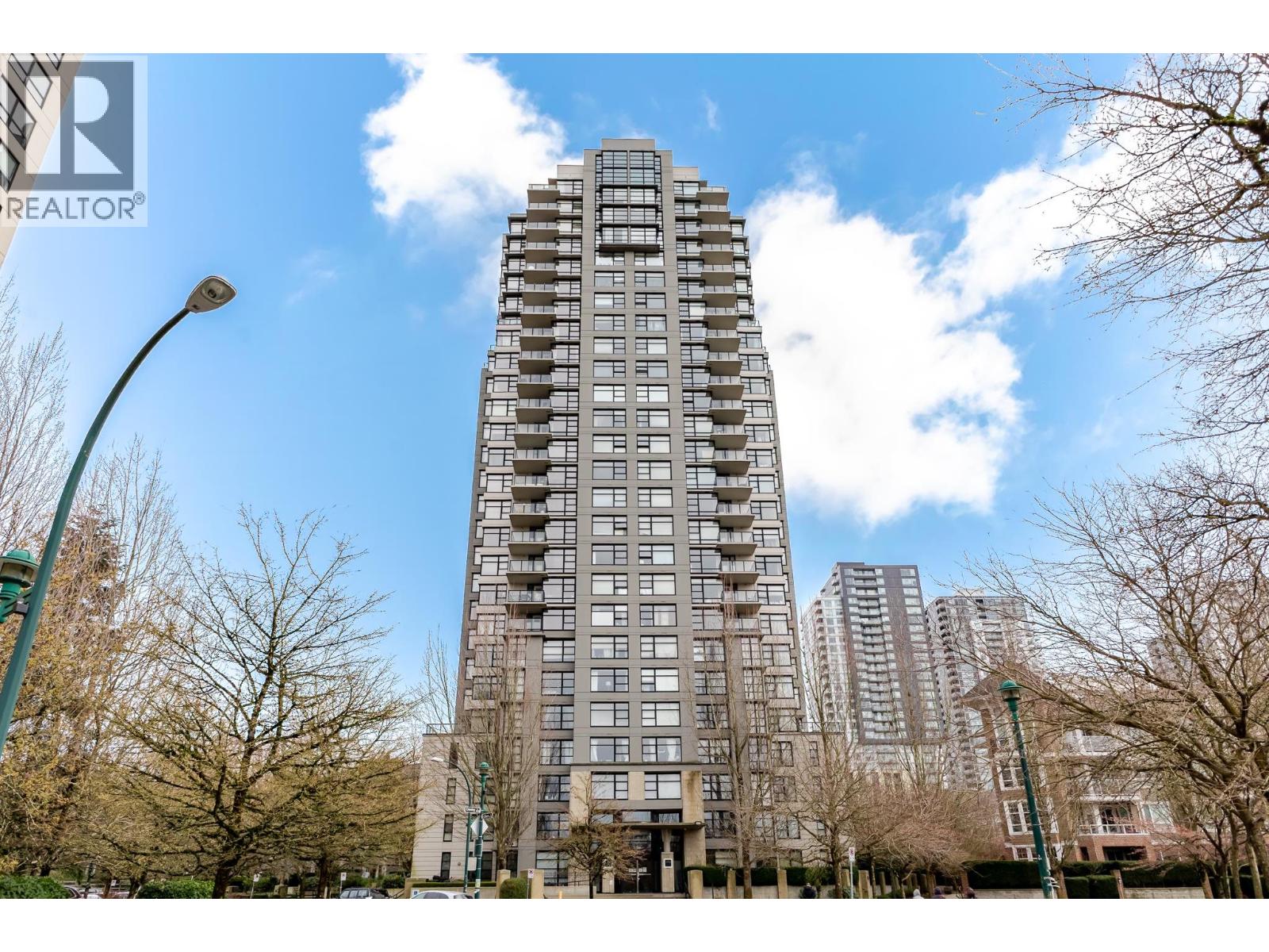 401 5380 OBEN STREET, Vancouver, British Columbia