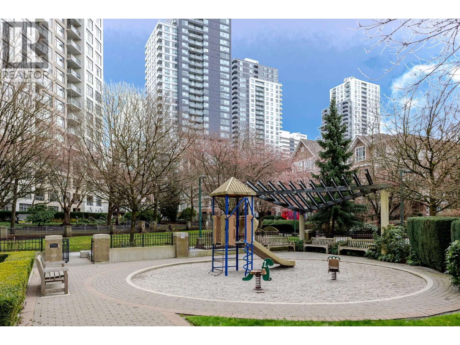 401 5380 Oben Street, Vancouver, British Columbia  V5R 6H7 - Photo 19 - R3105130