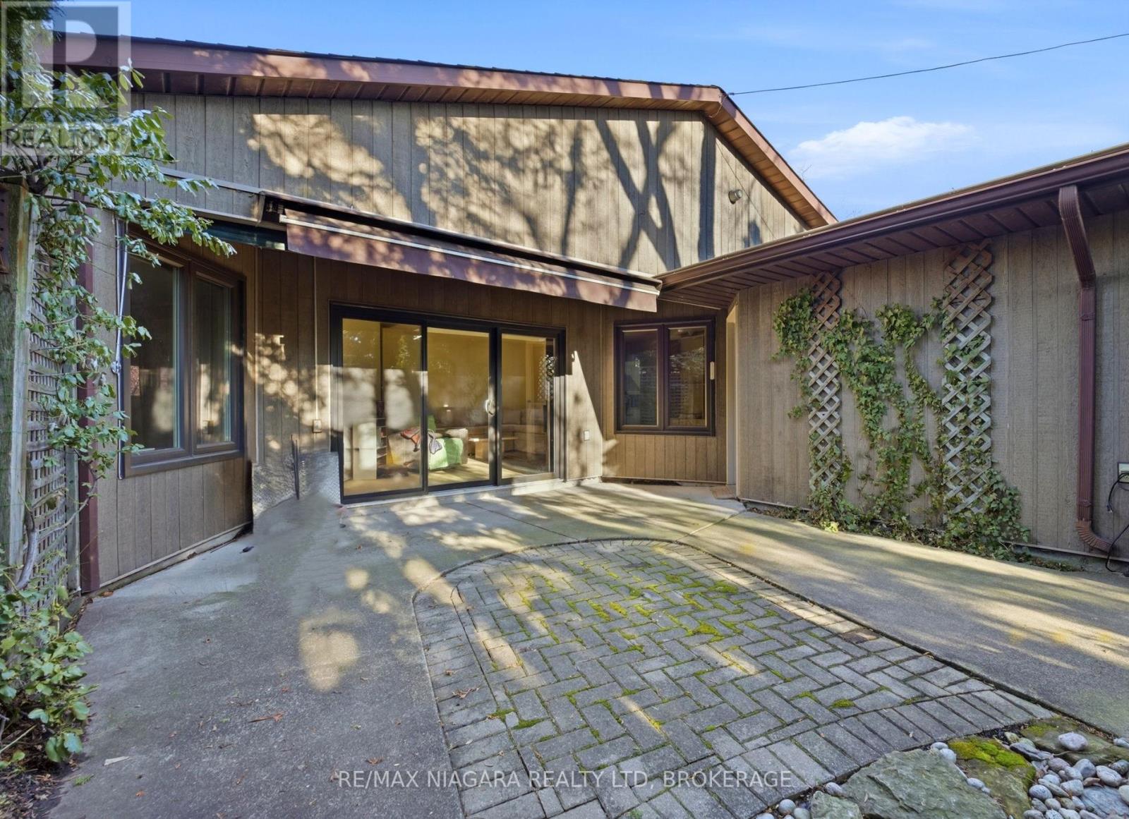 1 Springbank Drive, St. Catharines, Ontario  L2S 2K1 - Photo 26 - X12936580