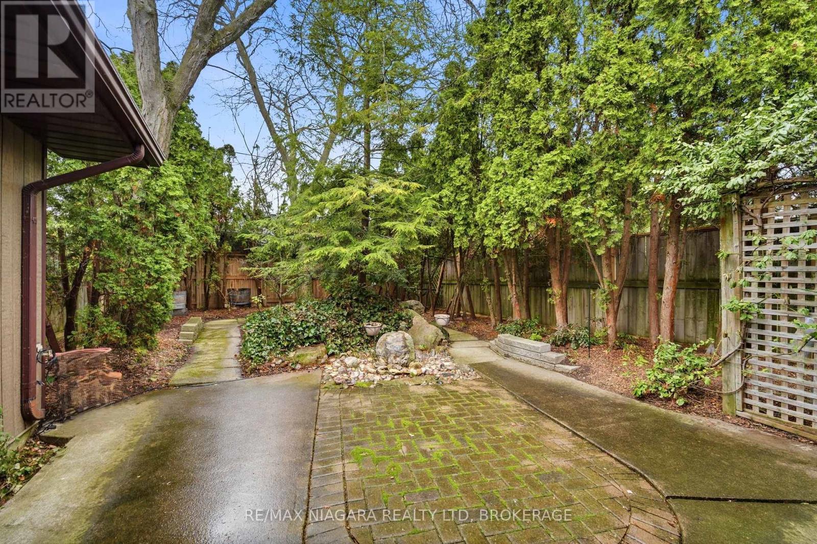 1 Springbank Drive, St. Catharines, Ontario  L2S 2K1 - Photo 29 - X12936580