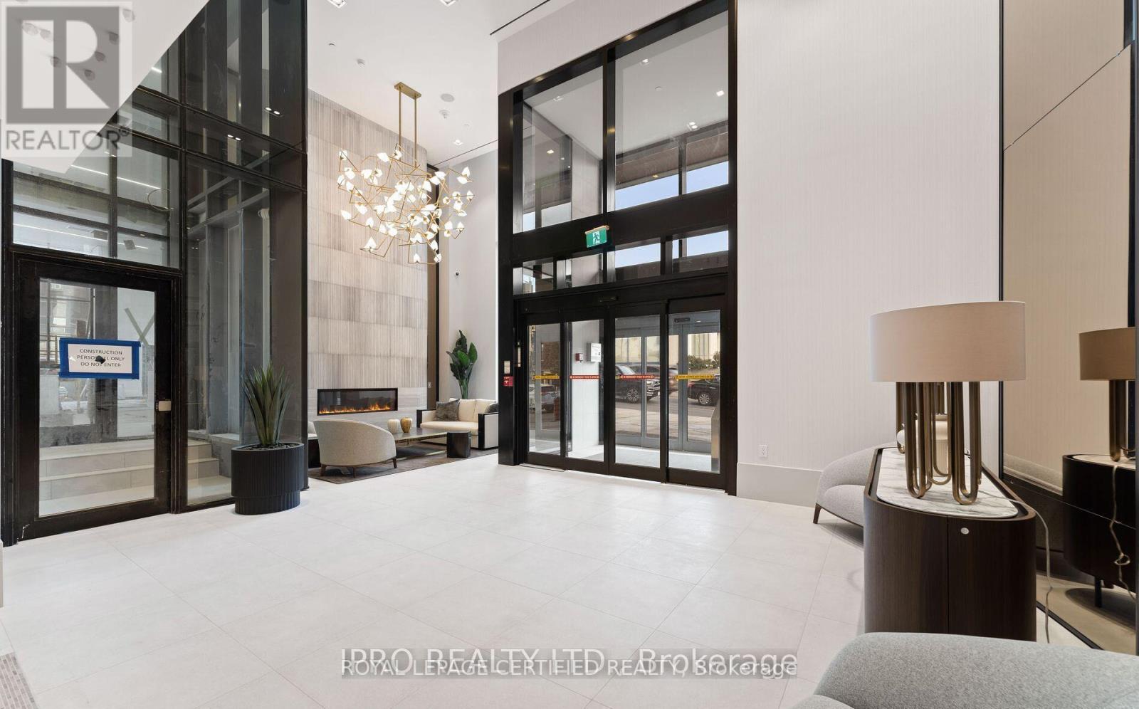 919 - 2020 Bathurst Street, Toronto (Humewood-Cedarvale), Ontario  M5P 0A6 - Photo 3 - C12937870