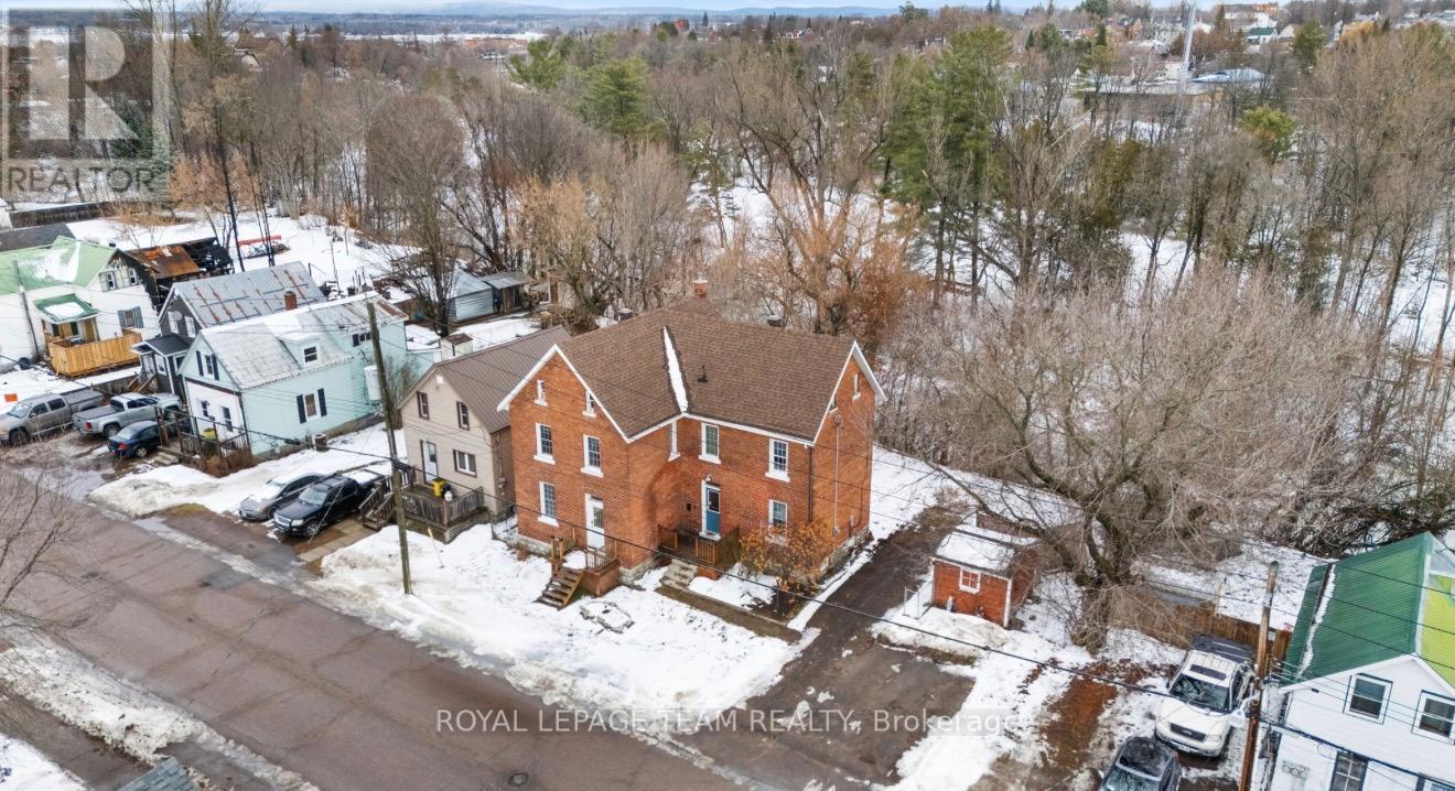 509 Moffat Street, Pembroke, Ontario  K8A 3Y2 - Photo 2 - X12937856