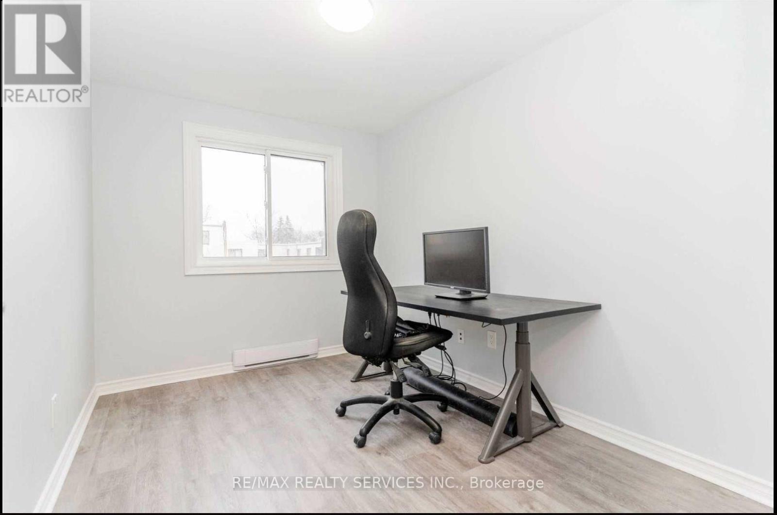 137 - 1100 Oxford Street, Oshawa, Ontario  L1J 6G4 - Photo 4 - E12937860