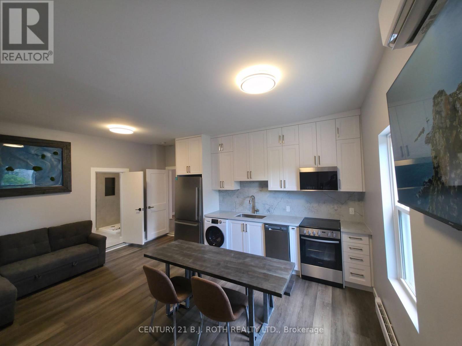 4 - 82 ALBERT STREET N, Orillia, Ontario