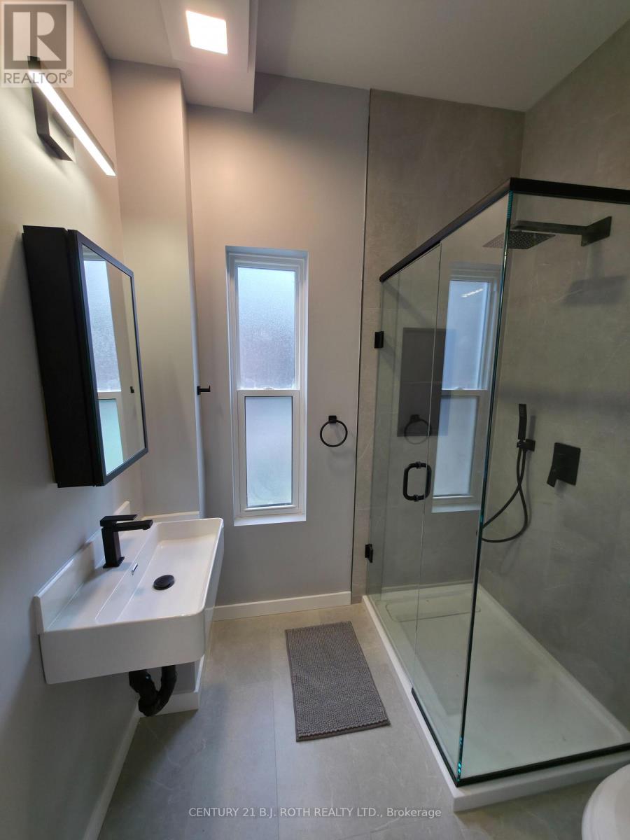 4 - 82 Albert Street N, Orillia, Ontario  L3V 5K5 - Photo 3 - S12937862