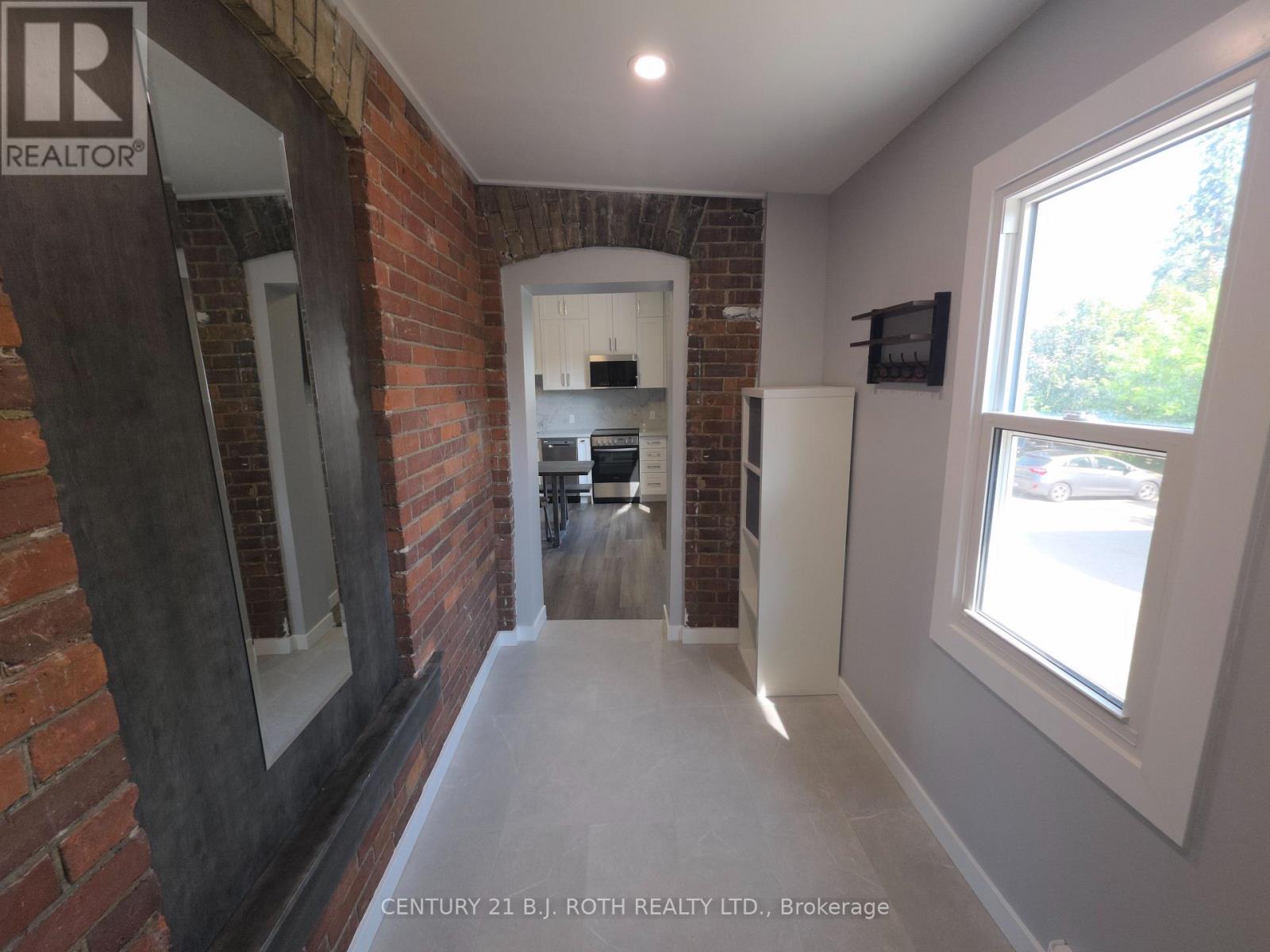 4 - 82 Albert Street N, Orillia, Ontario  L3V 5K5 - Photo 5 - S12937862