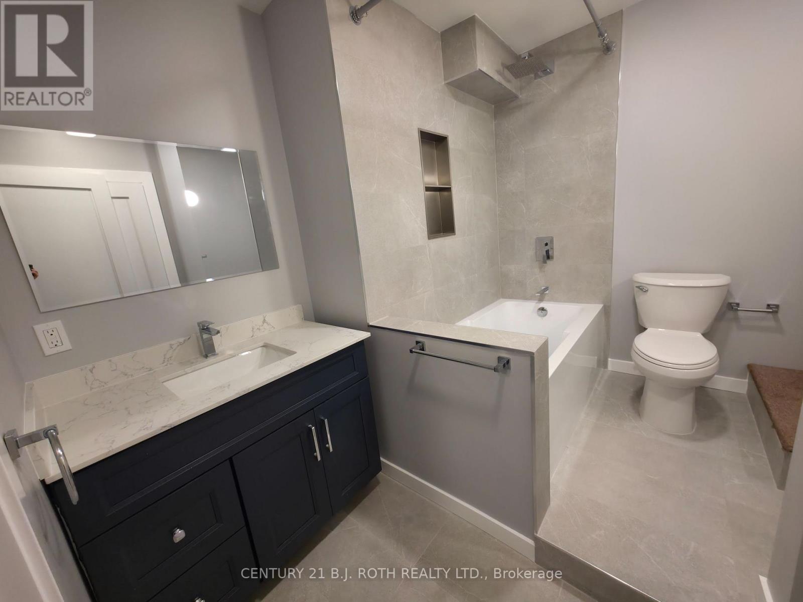 6 - 82 Albert Street N, Orillia, Ontario  L3V 5K5 - Photo 3 - S12937872