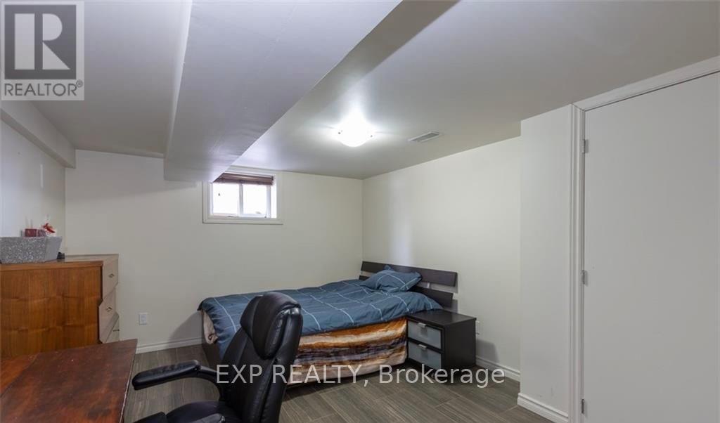 53 Madeira Drive, London East, Ontario  N5V 2M3 - Photo 11 - X12937854