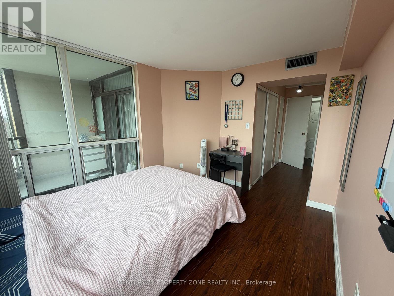 510 - 3 Rowntree Road, Toronto, Ontario  M9V 5G8 - Photo 14 - W12701942