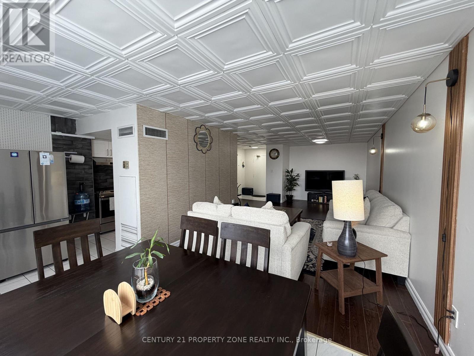 510 - 3 Rowntree Road, Toronto, Ontario  M9V 5G8 - Photo 8 - W12701942