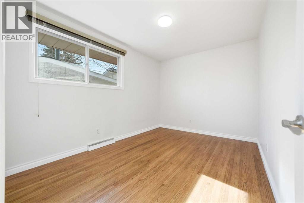 1447 Northmount Drive Nw, Calgary, Alberta  T2L 0G7 - Photo 21 - A2295699