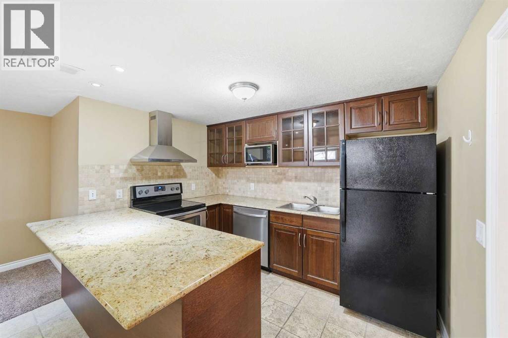 1447 Northmount Drive Nw, Calgary, Alberta  T2L 0G7 - Photo 30 - A2295699