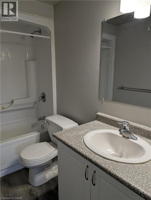 736 Old Albert Street Unit# 103, Waterloo, Ontario  N2L 6R4 - Photo 11 - 40810942