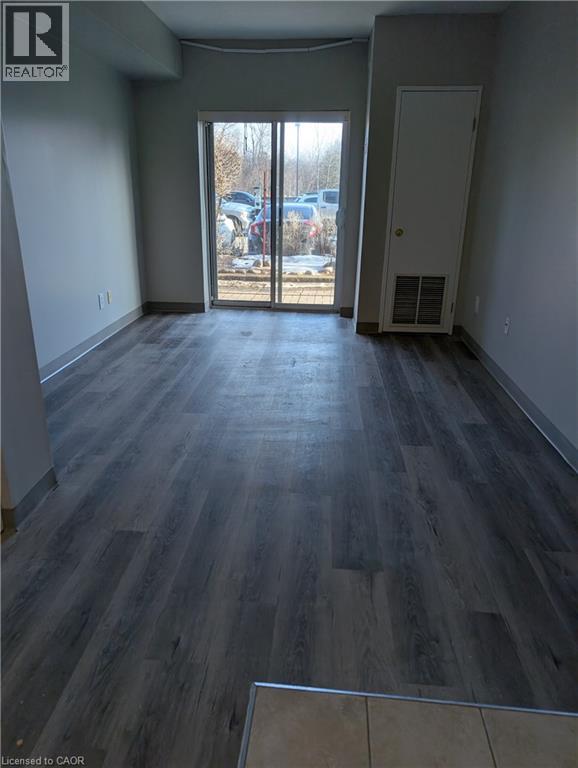 736 Old Albert Street Unit# 103, Waterloo, Ontario  N2L 6R4 - Photo 5 - 40810942