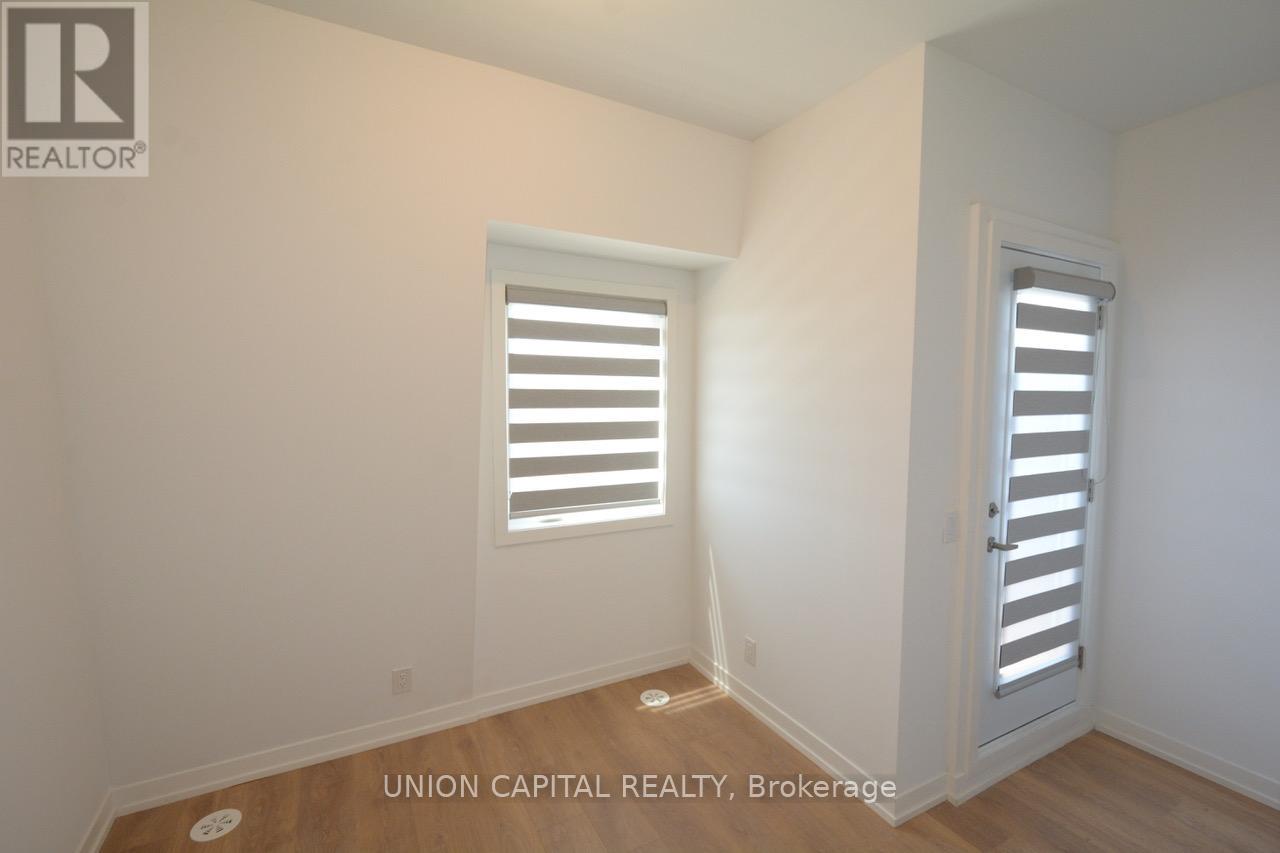 25 Case Ootes Drive, Toronto, Ontario M4A 1C5 - Photo 8 - C12777700