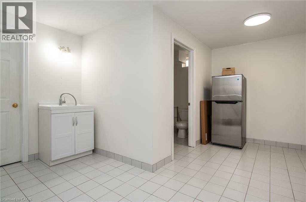 161 Fifth Avenue, Kitchener, Ontario  N2C 1P6 - Photo 42 - 40816374