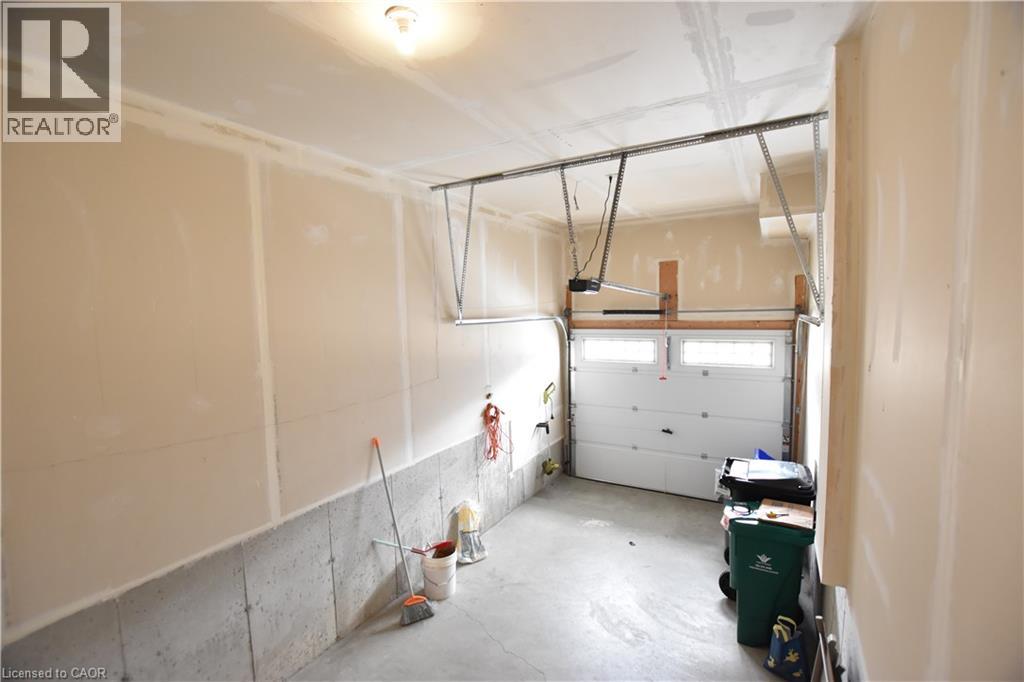 52 Meadowridge Street, Kitchener, Ontario  N2P 0E2 - Photo 46 - 40814398