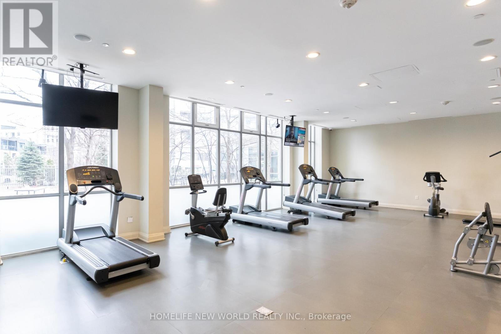 P09 - 66 Forest Manor Drive, Toronto, Ontario  M2J 0B7 - Photo 4 - C12937878