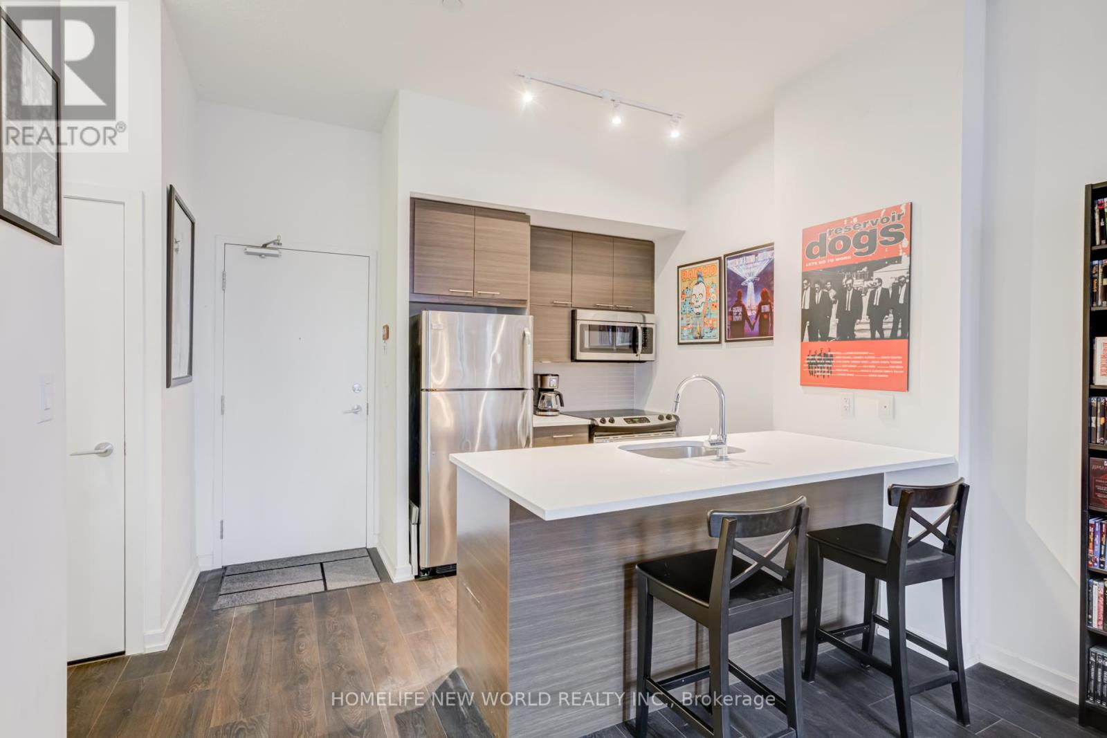 P09 - 66 Forest Manor Drive, Toronto, Ontario  M2J 0B7 - Photo 7 - C12937878