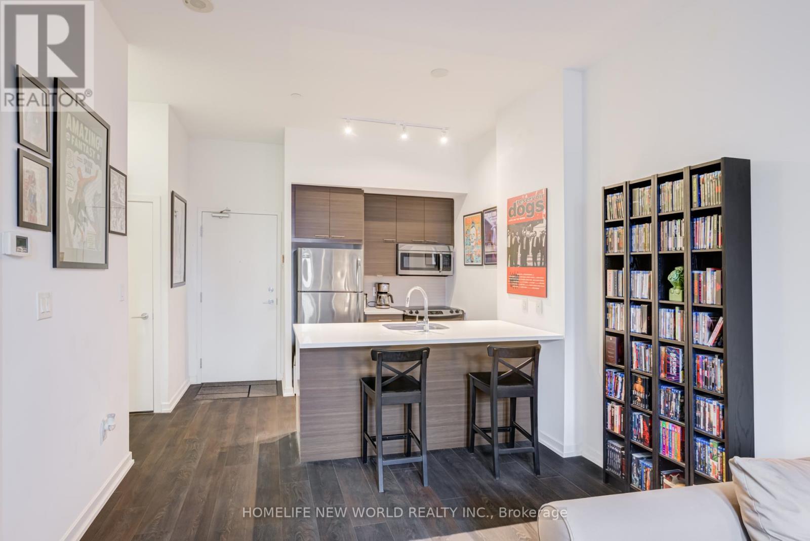 P09 - 66 Forest Manor Drive, Toronto, Ontario  M2J 0B7 - Photo 8 - C12937878