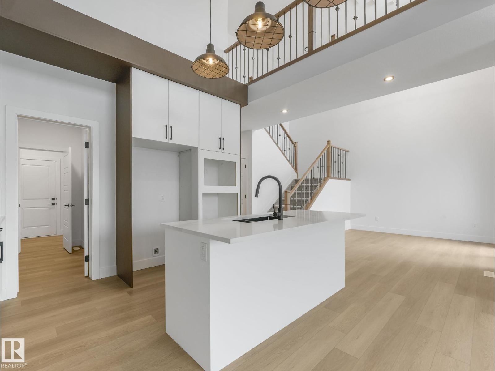 75 Meadowgrove Ln, Spruce Grove, Alberta  T7X 0W2 - Photo 5 - E4479793