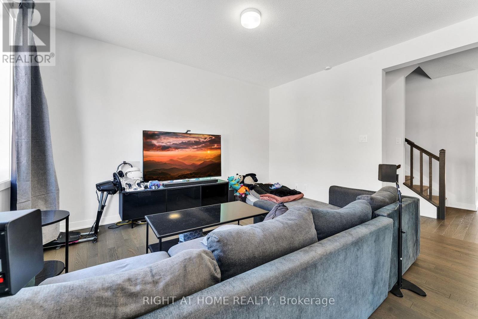 67 Kindred Row, Ottawa, Ontario  K2S 2Z6 - Photo 13 - X12937884