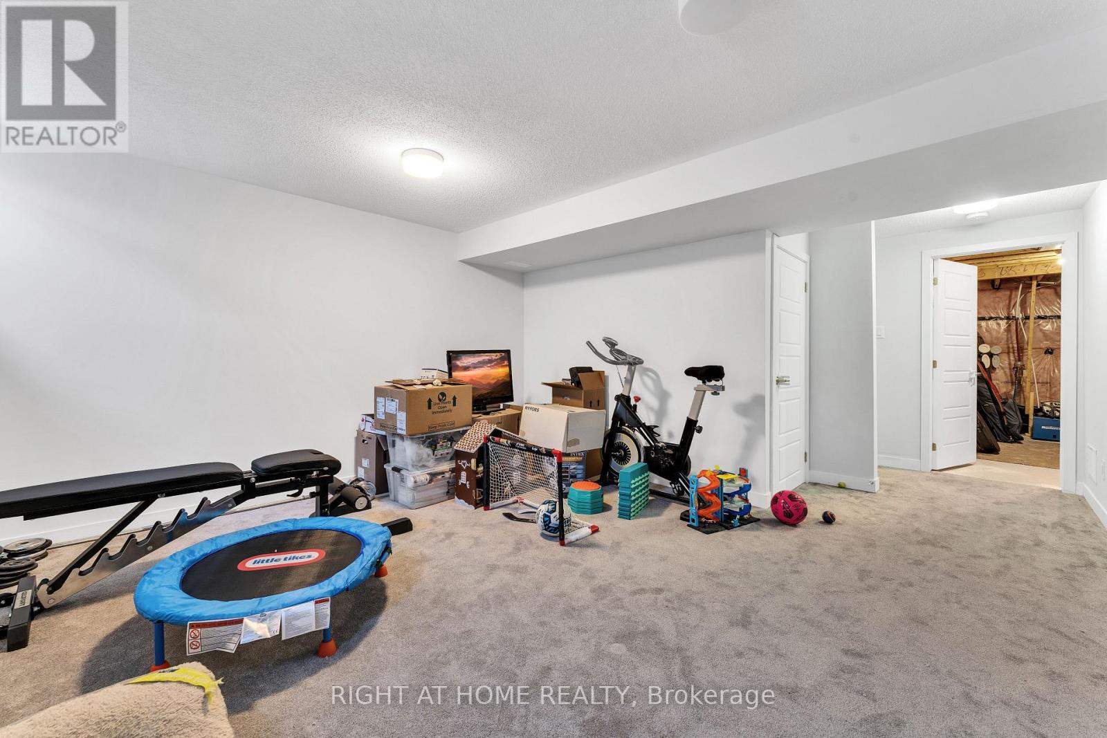 67 Kindred Row, Ottawa, Ontario  K2S 2Z6 - Photo 25 - X12937884