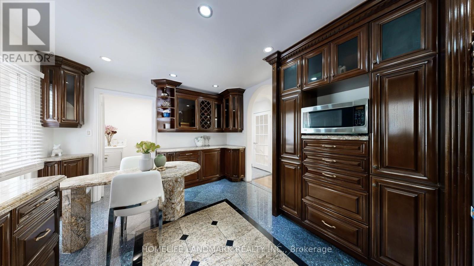 121 Digby Crescent, Markham, Ontario  L3R 7H4 - Photo 18 - N12937880