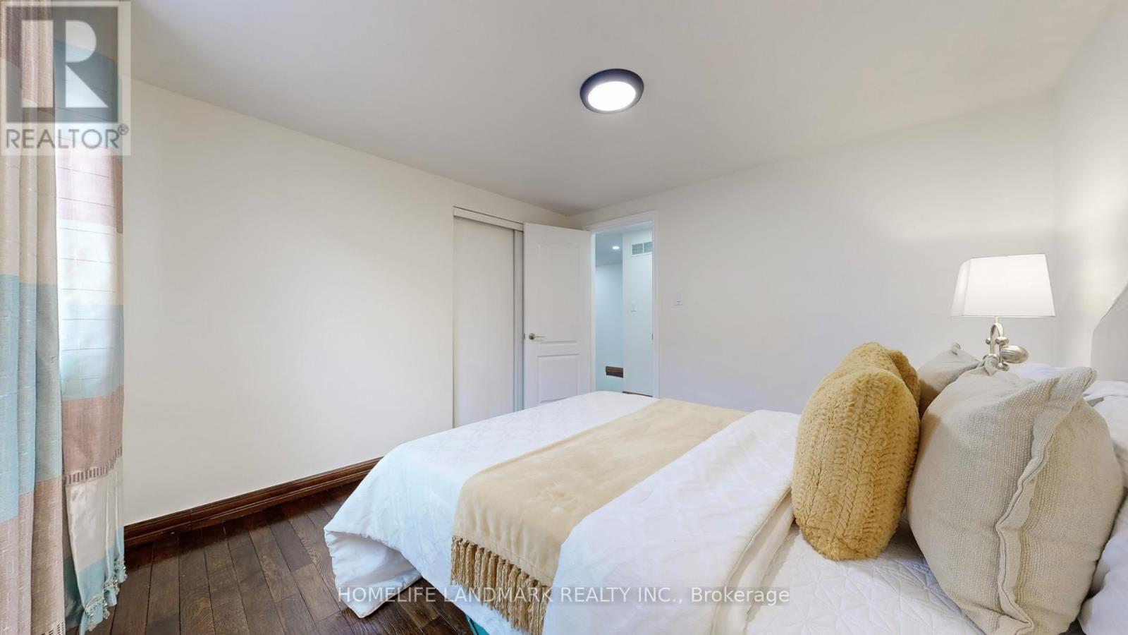 121 Digby Crescent, Markham, Ontario  L3R 7H4 - Photo 34 - N12937880