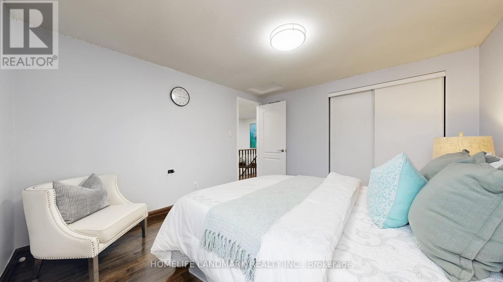 121 Digby Crescent, Markham, Ontario  L3R 7H4 - Photo 39 - N12937880