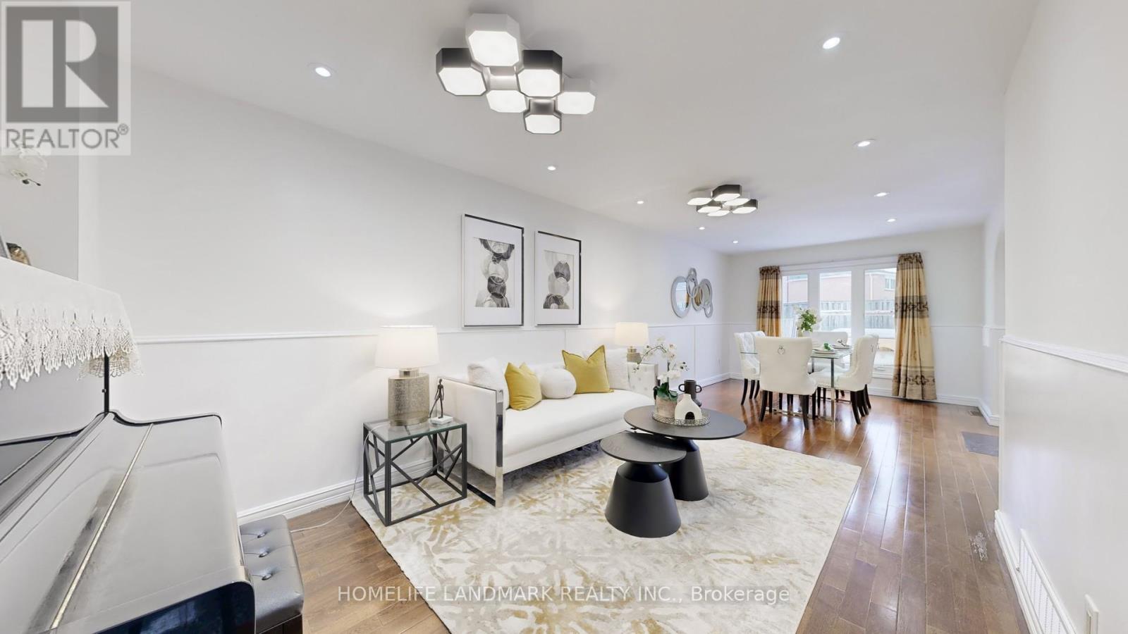 121 Digby Crescent, Markham, Ontario  L3R 7H4 - Photo 4 - N12937880