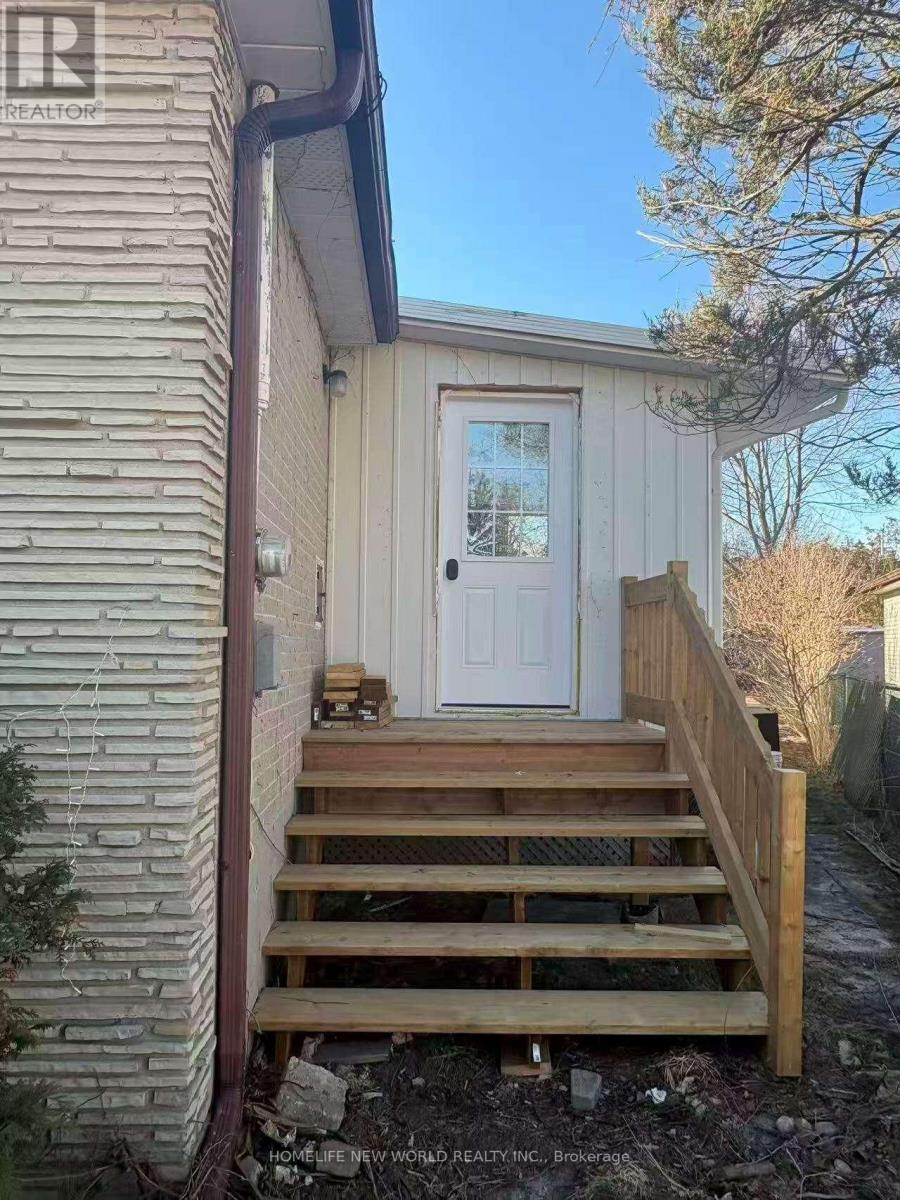 382 Allgood Street, Richmond Hill, Ontario  L4C 2Z2 - Photo 2 - N12937882