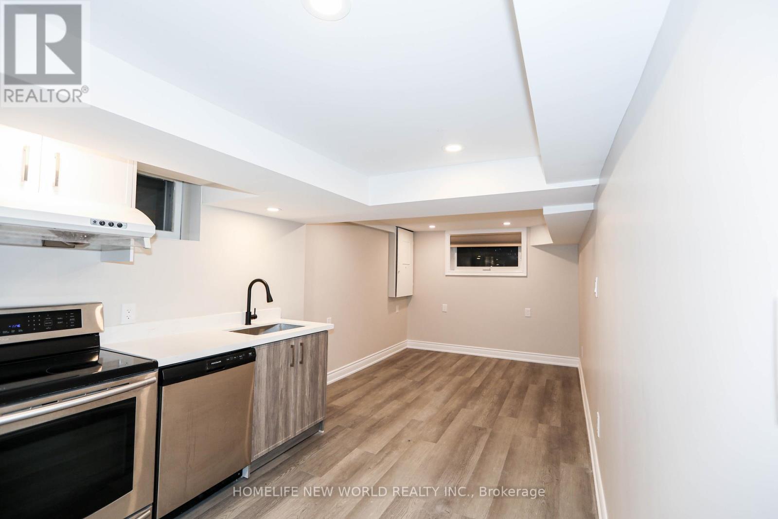 382 Allgood Street, Richmond Hill, Ontario  L4C 2Z2 - Photo 4 - N12937882