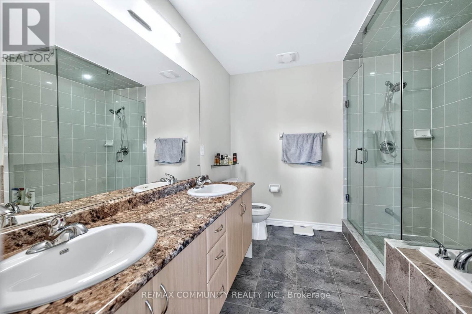 1228 Peelar Crescent, Innisfil, Ontario  L0L 1W0 - Photo 14 - N12937888