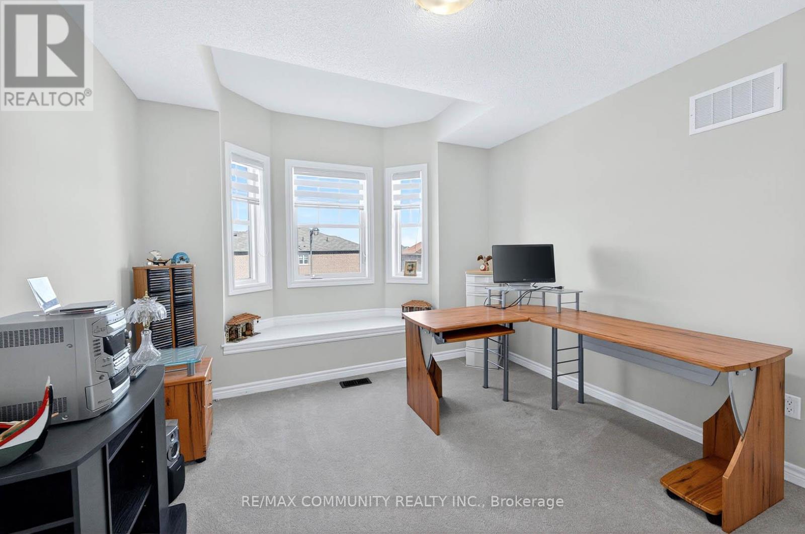 1228 Peelar Crescent, Innisfil, Ontario  L0L 1W0 - Photo 23 - N12937888