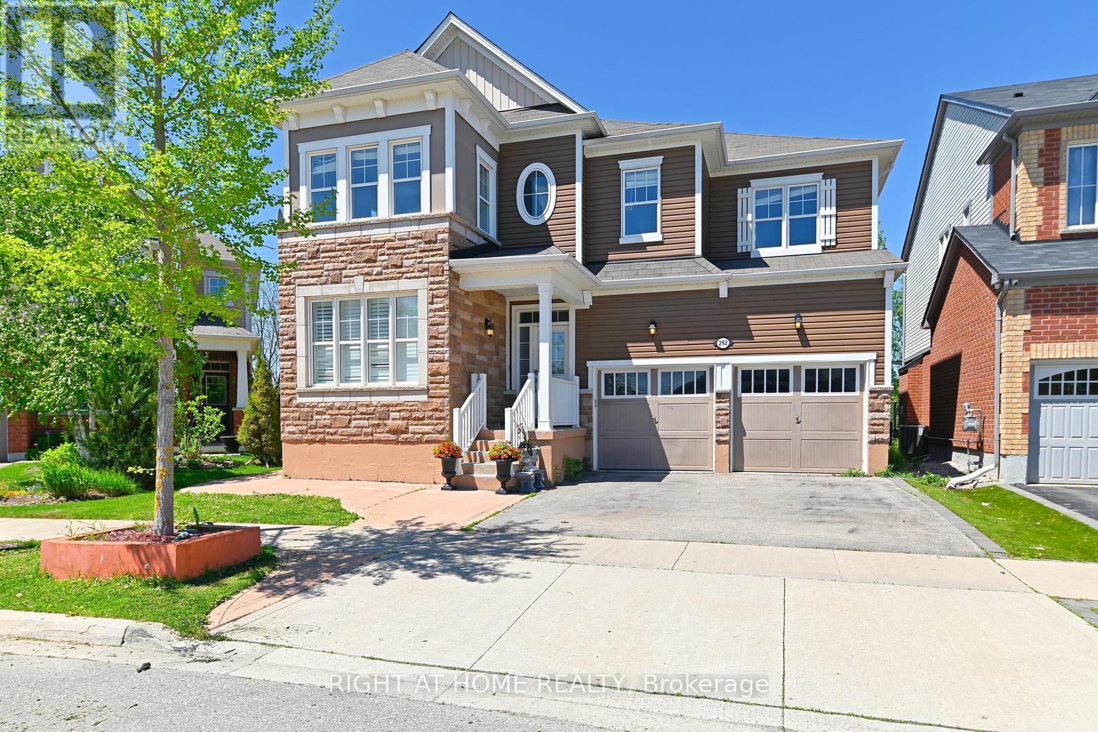 292 Falling Green Crescent, Kitchener, Ontario  N2R 0E9 - Photo 2 - X12937886