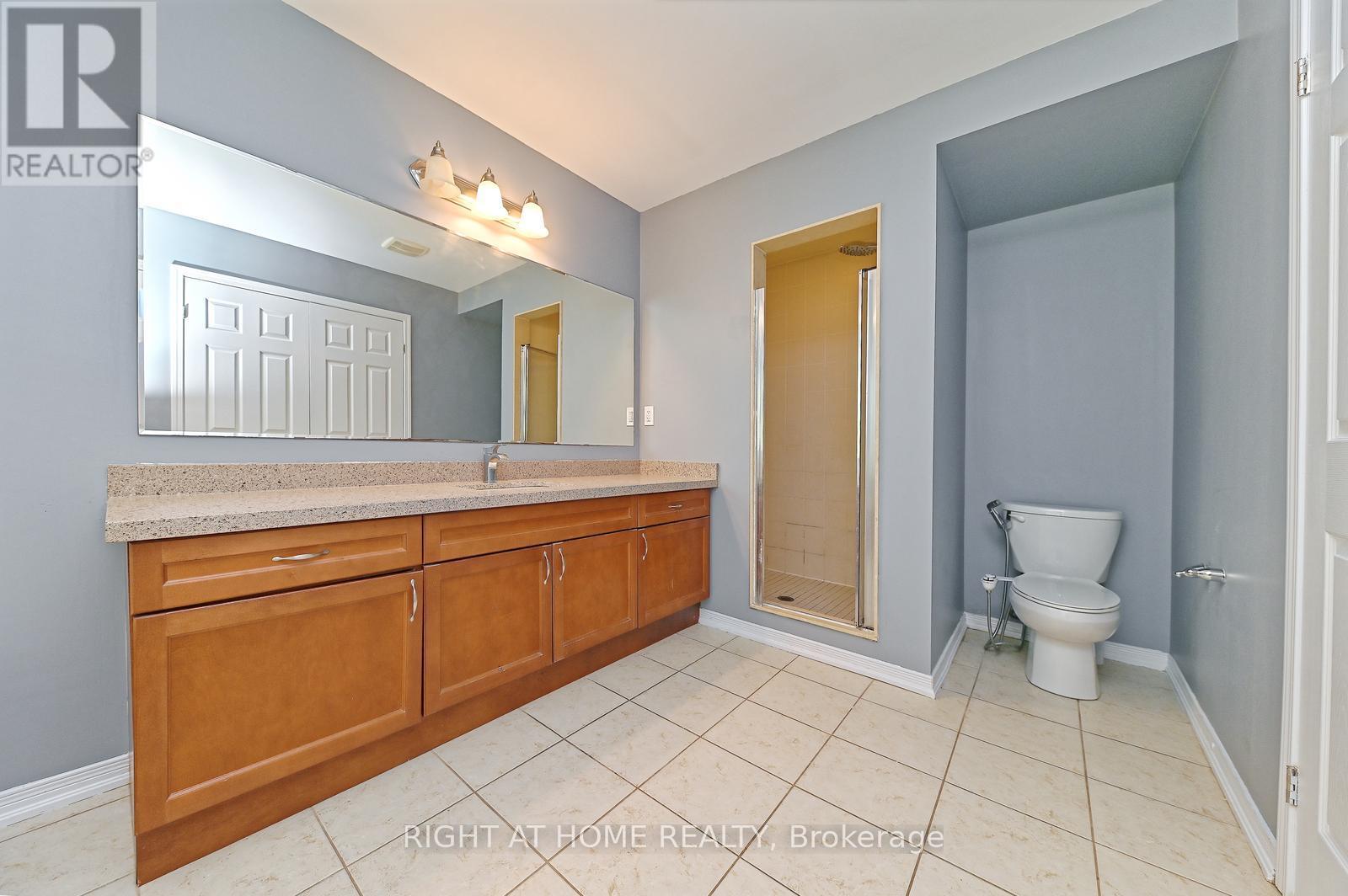 292 Falling Green Crescent, Kitchener, Ontario  N2R 0E9 - Photo 22 - X12937886