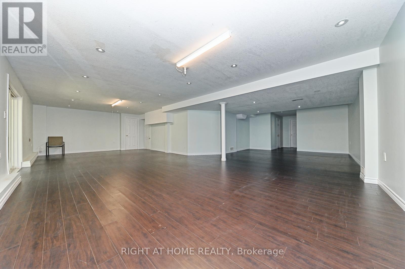 292 Falling Green Crescent, Kitchener, Ontario  N2R 0E9 - Photo 32 - X12937886