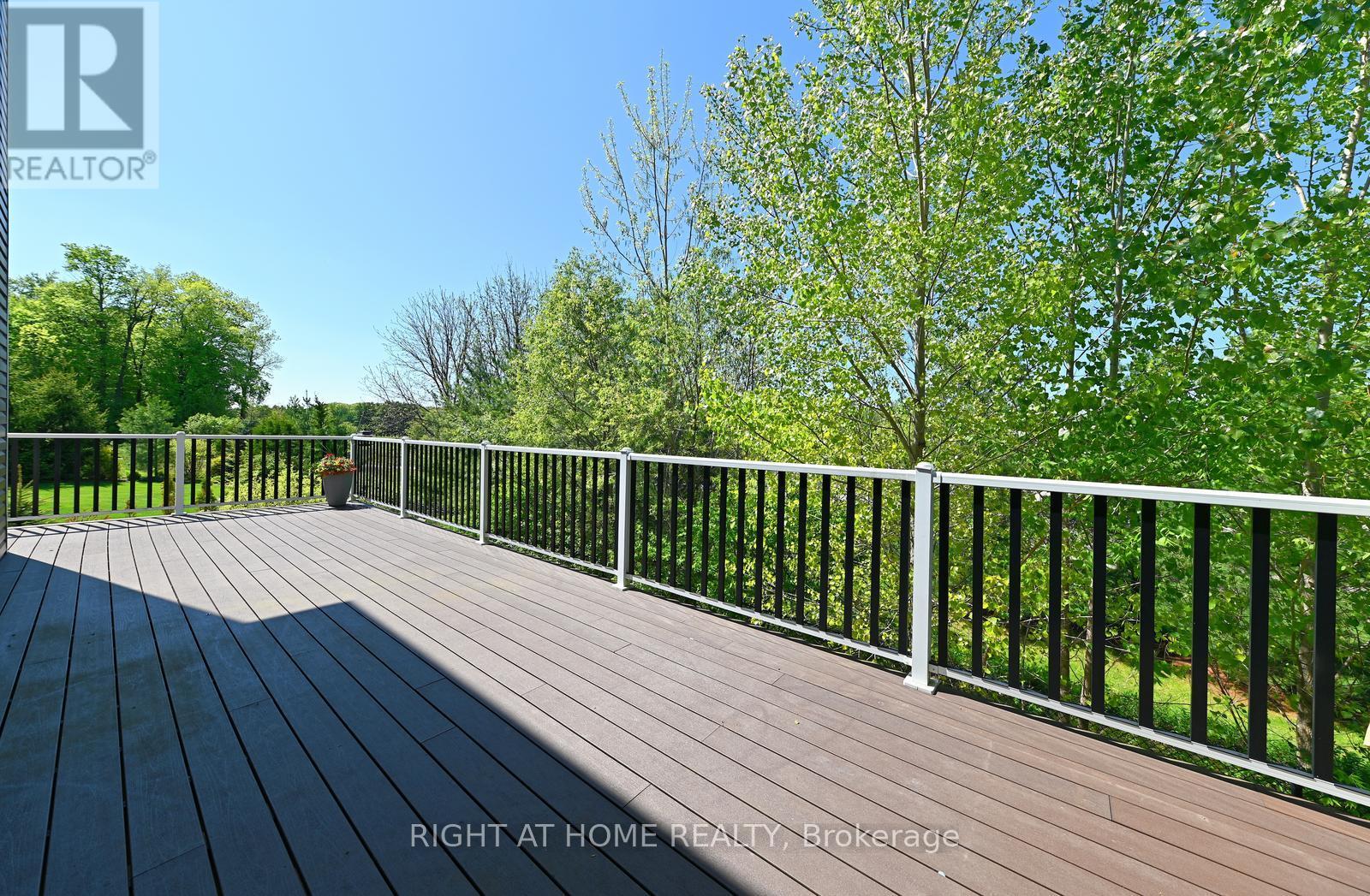 292 Falling Green Crescent, Kitchener, Ontario  N2R 0E9 - Photo 35 - X12937886