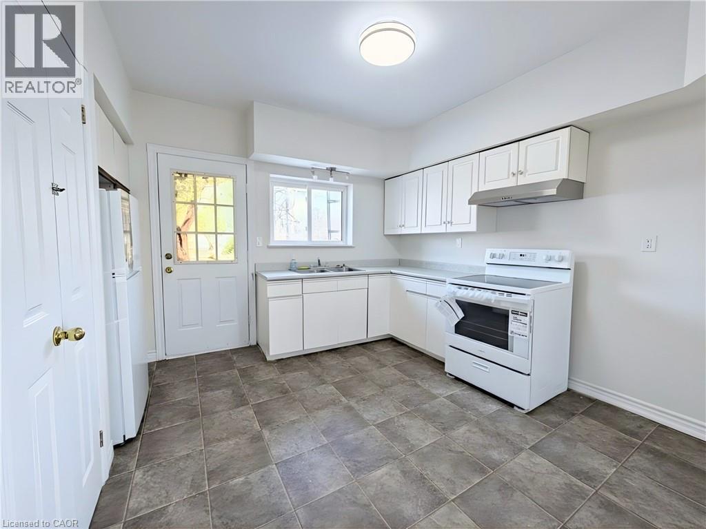 6 Caithness Street E Unit# 2, Caledonia, Ontario  N3W 1B7 - Photo 6 - 40791983