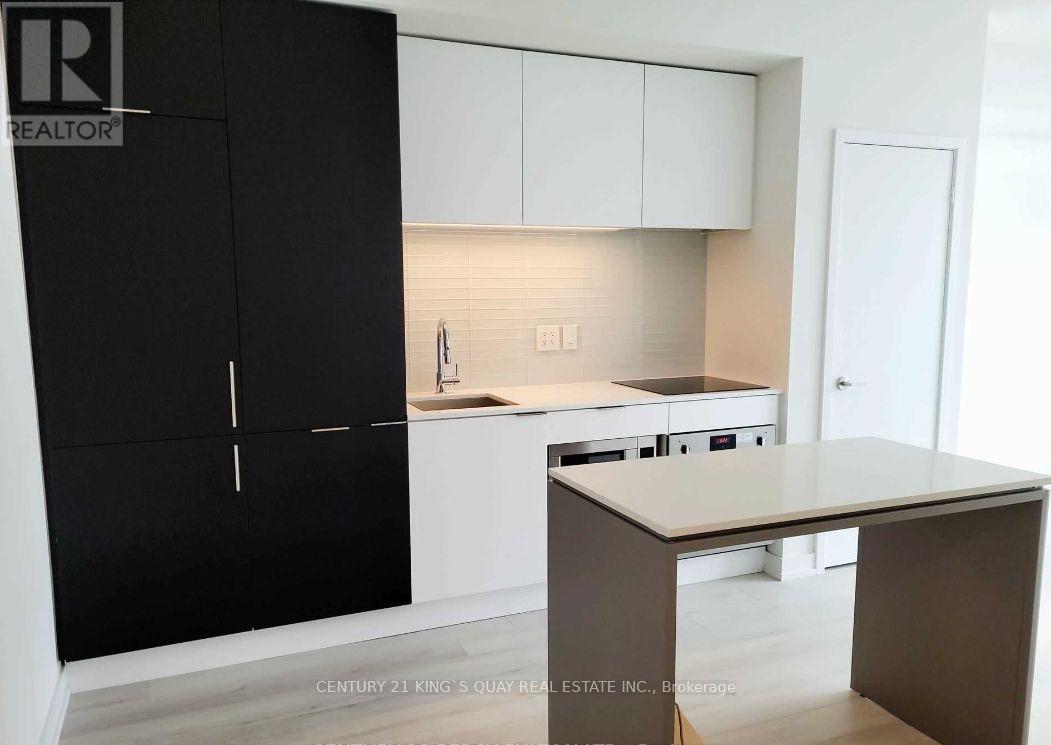 2704 - 33 Helendale Avenue, Toronto, Ontario  M4R 0A4 - Photo 3 - C12878042