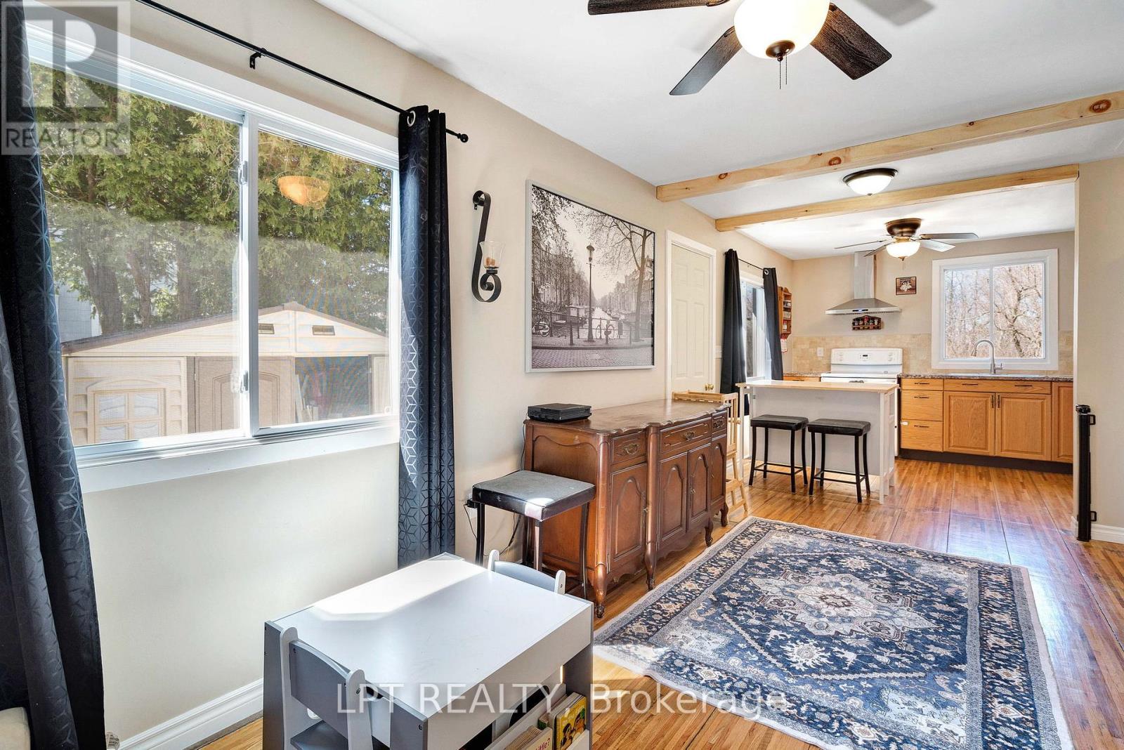 198 Munroe Street, West Elgin, Ontario  N0L 2P0 - Photo 11 - X12937920